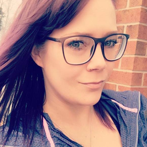 Meet your Posher, Kimberly - Picture 1 of 1